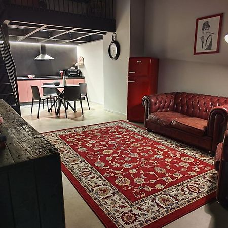 Loft Deluxe Centralissimo-Antica Vetreria サン・ベネデット・デル・トロント エクステリア 写真